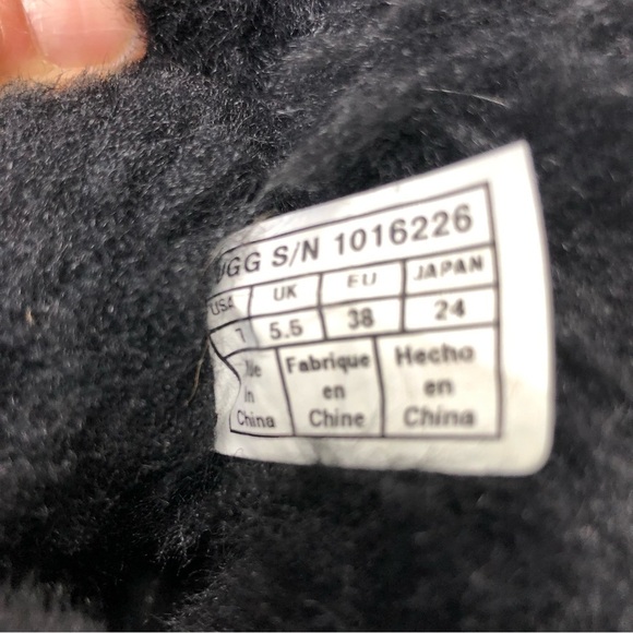 Ugg Womens Black Bailey Button Short Boots Sherpa Winter - Picture 9 of 12